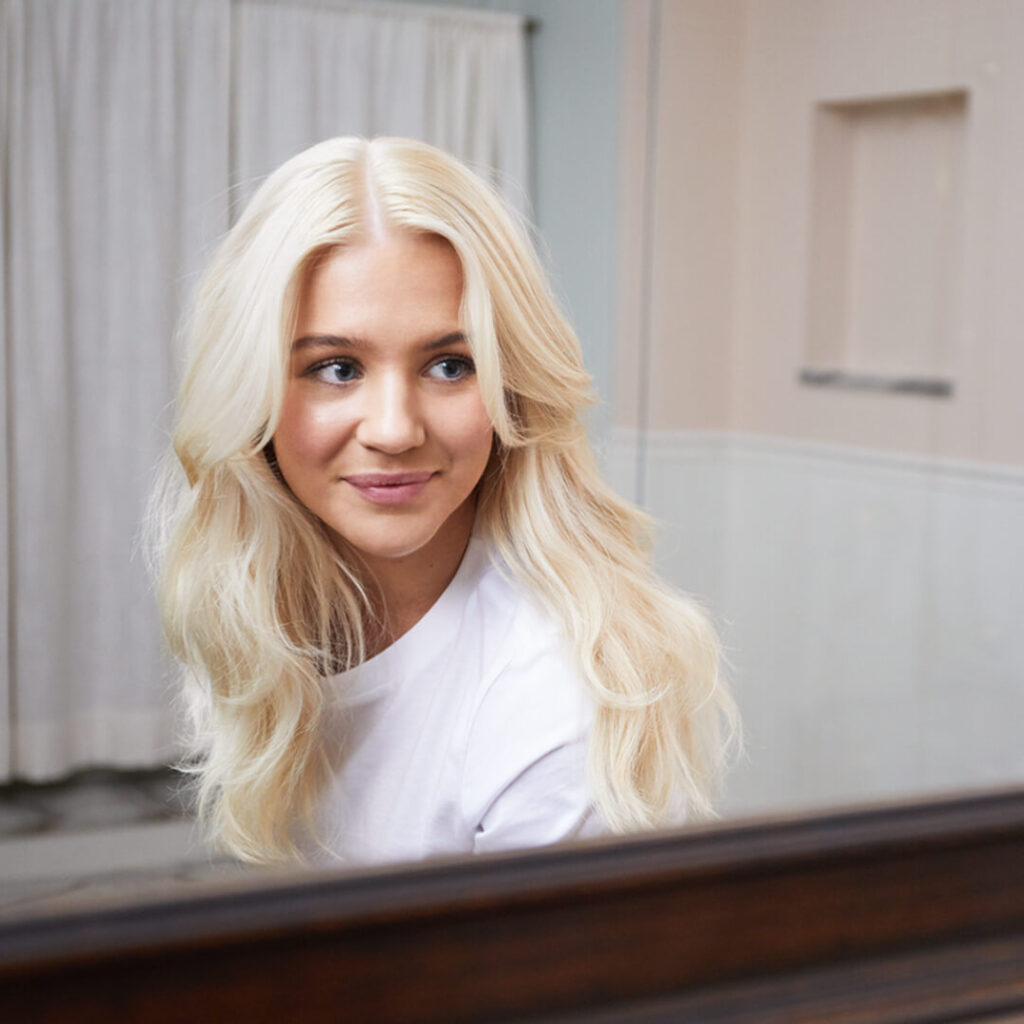 Schwarzkopfs tips: Hvordan få vakkert platinablondt hår hjemme